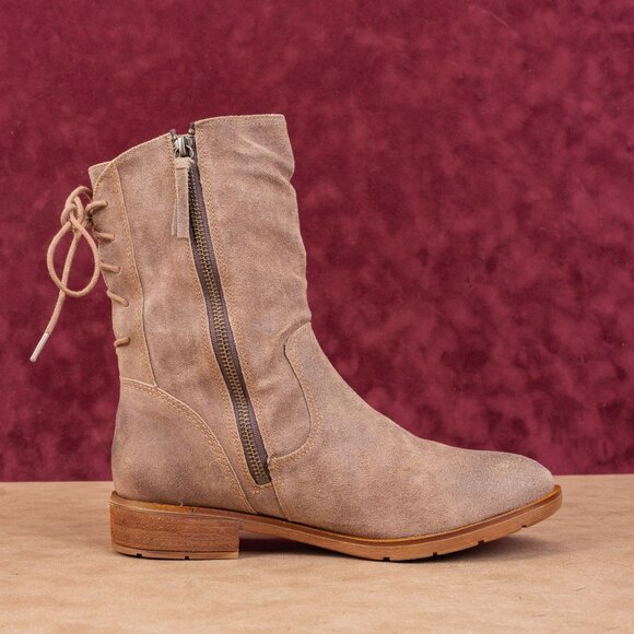 Sofft Wmn Sharnell Low Distress Beige Suede Waterproof Back Lace-up Boots sz 9.5 - Picture 8 of 8